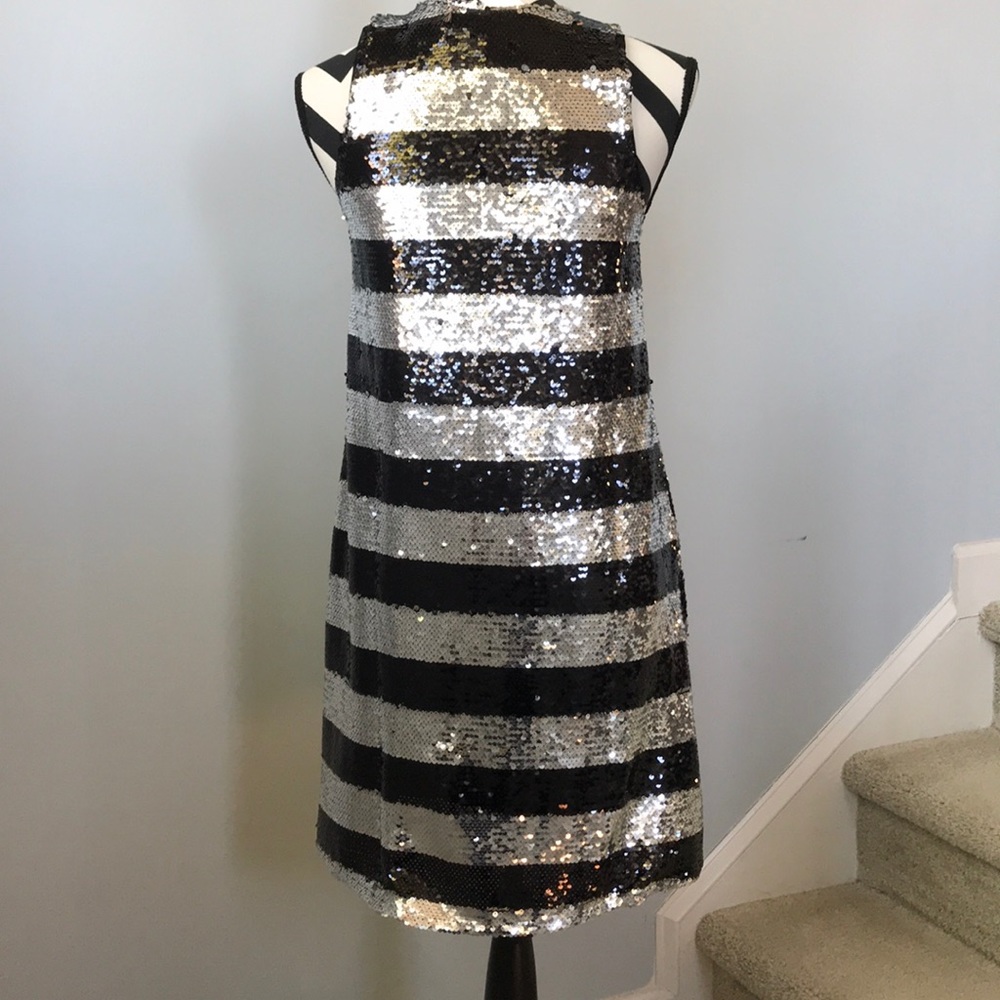 Black & Silver Sequin Dress - Picture 8 of 8